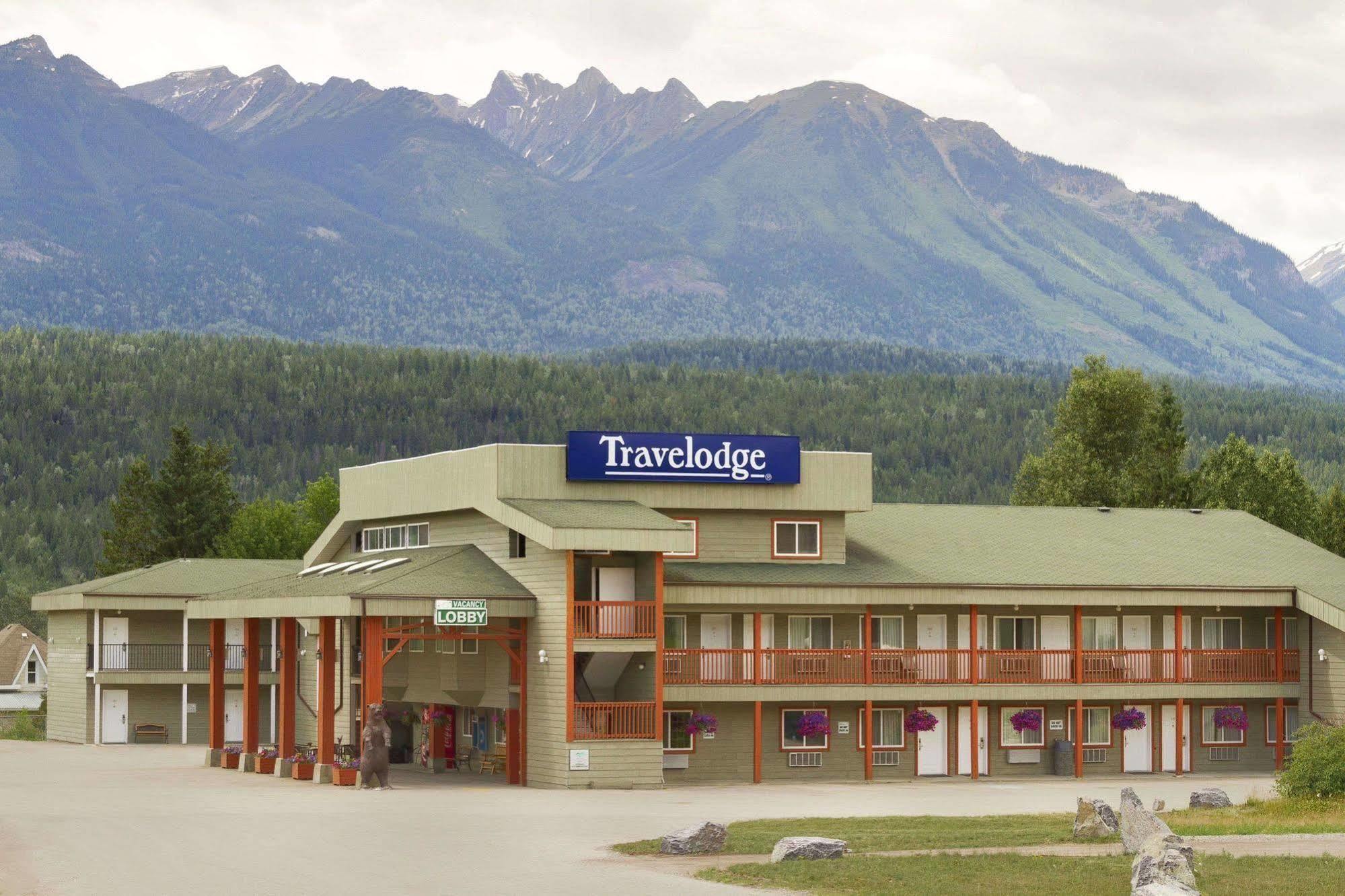 Travelodge By Wyndham Golden Sportsman Lodge Kültér fotó